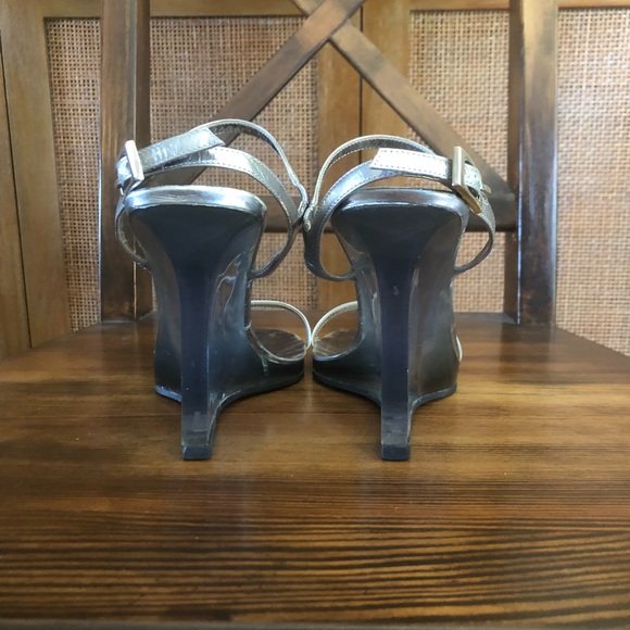 GUCCI 👡 Lucite Wedge Sandals - Picture 6 of 8